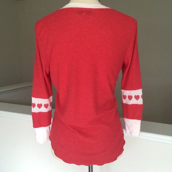 Wildfox Shirt Top Red Graphic Hearts Waffle Knit Thermal V Neck Ruffle Hem XS - Picture 2 of 10